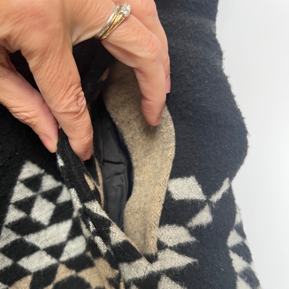 American Rag Aztec Sherpa Vest, Black / Red / Cream / Beige, Small - Picture 11 of 11